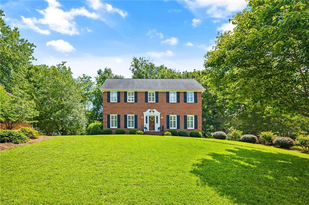 1308 Fawndale Drive Property Photo 3