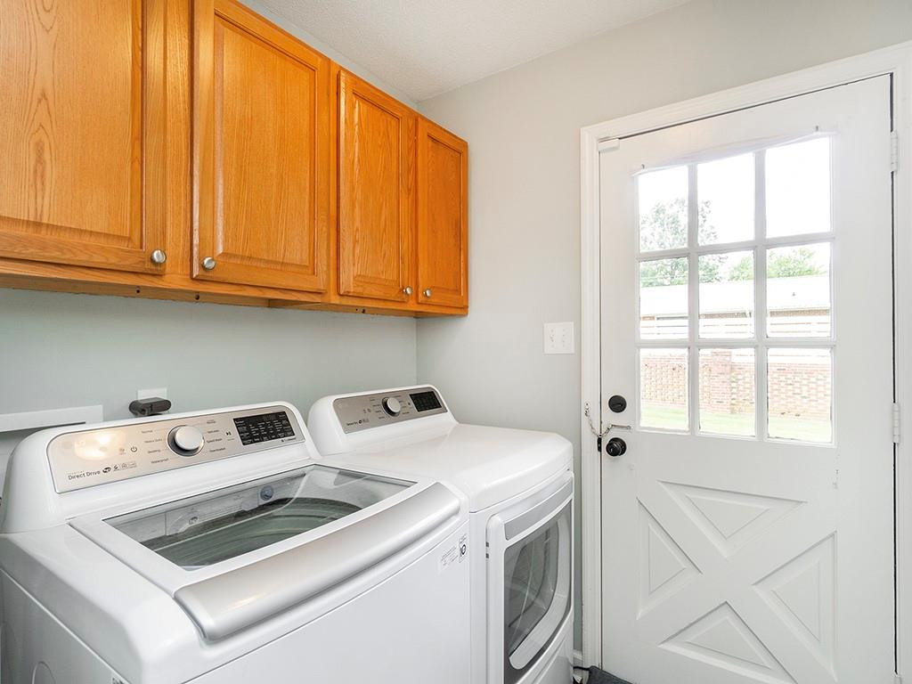 526 Johnson Avenue Property Photo 30