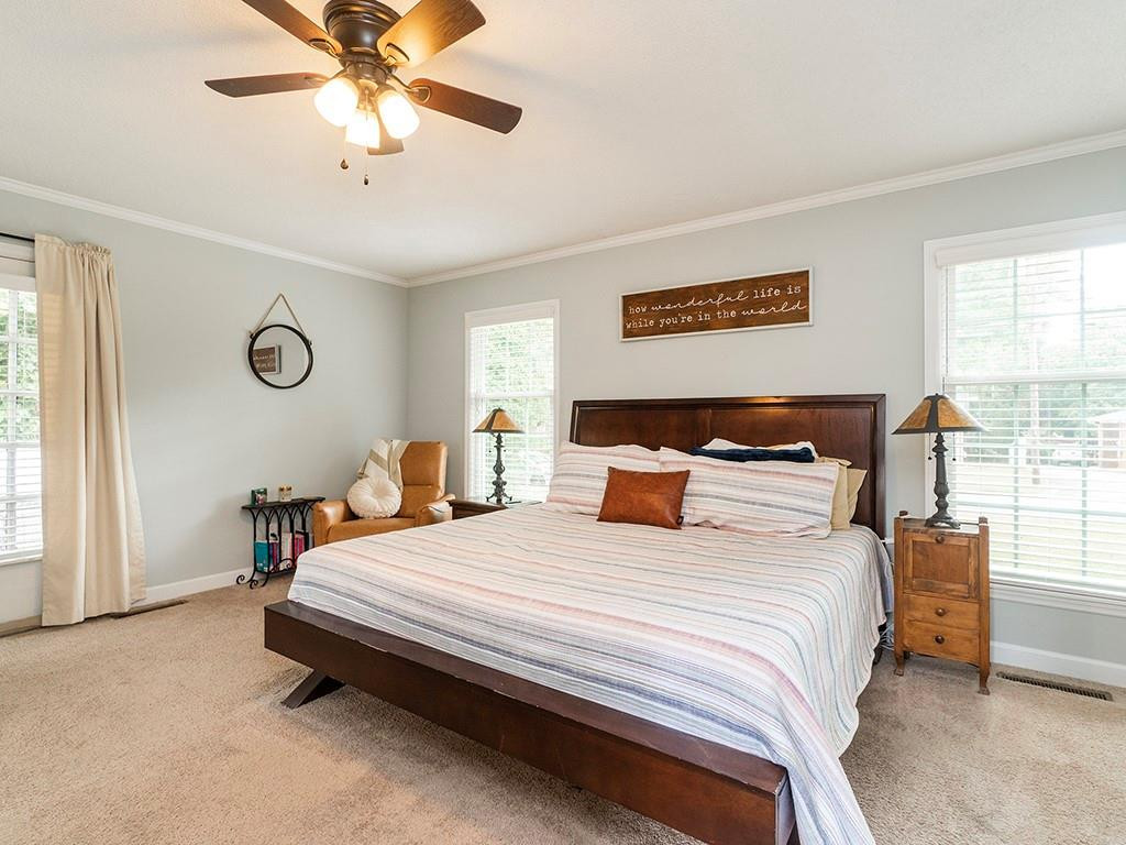 526 Johnson Avenue Property Photo 31