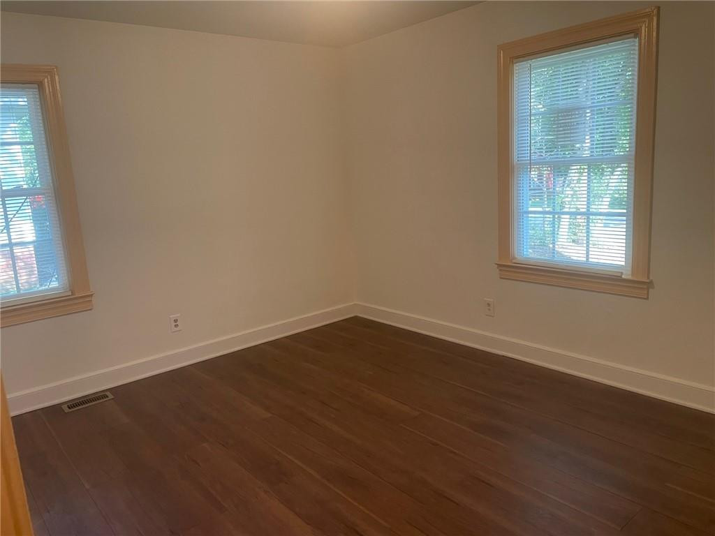 1737 Hedge Street Property Photo 8