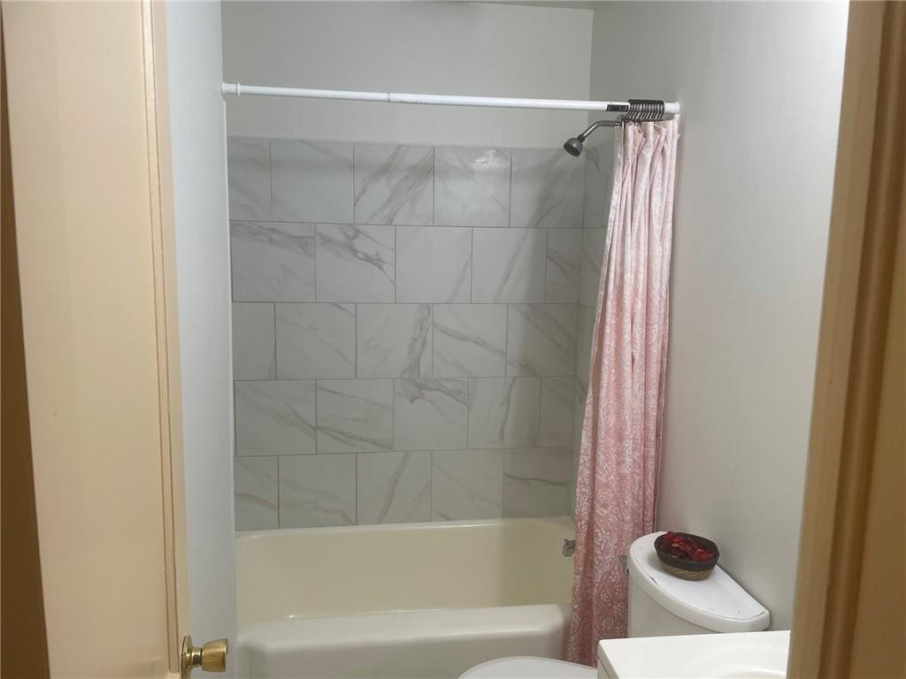 1737 Hedge Street Property Photo 12