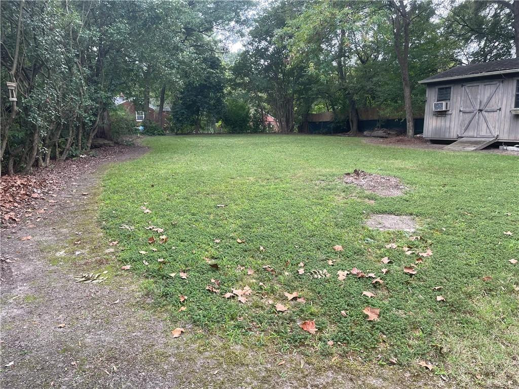 1737 Hedge Street Property Photo 13