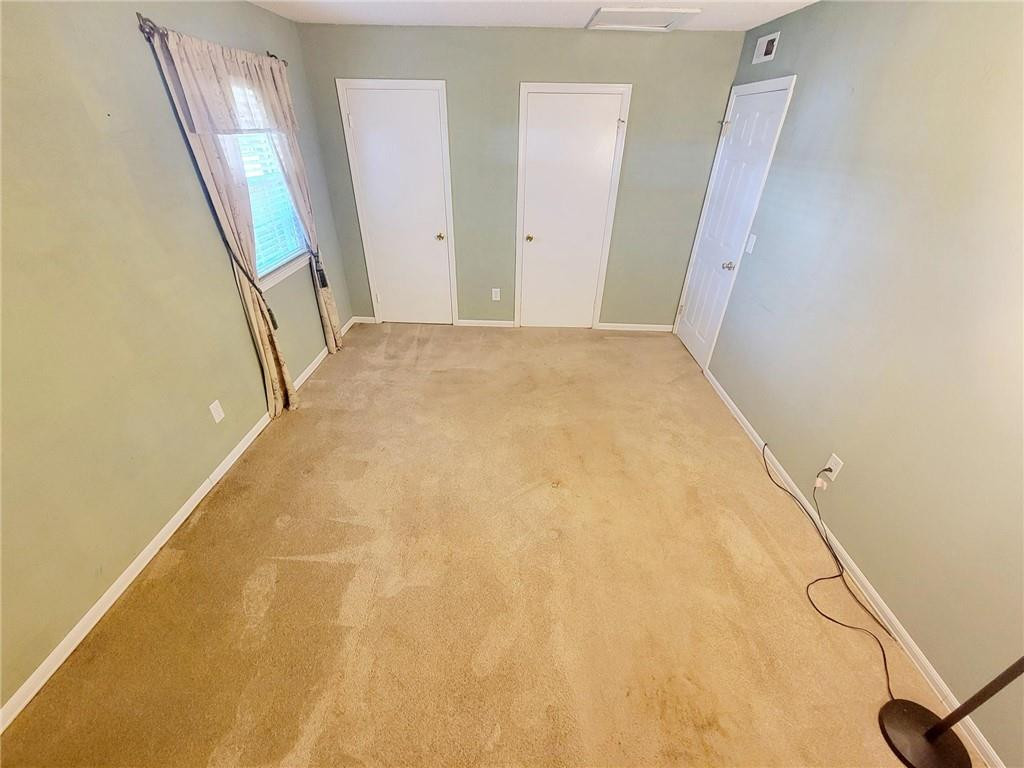 110 Old Farm Drive Property Photo 10