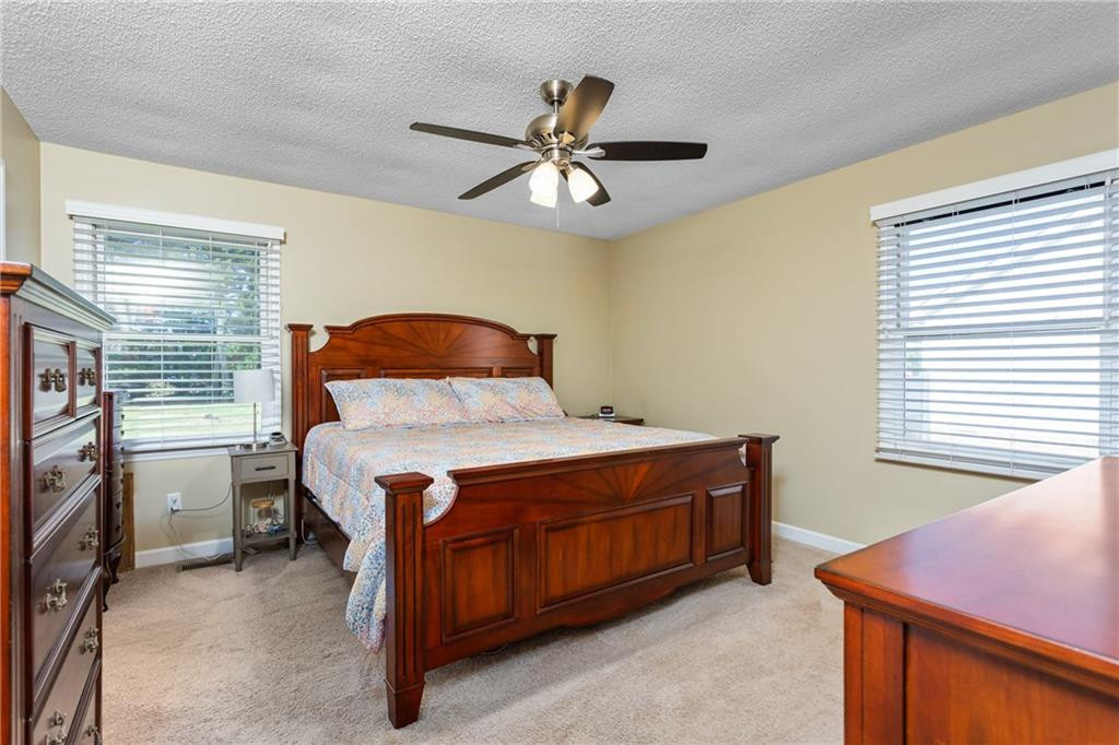2048 Northcrest Drive Property Photo 16