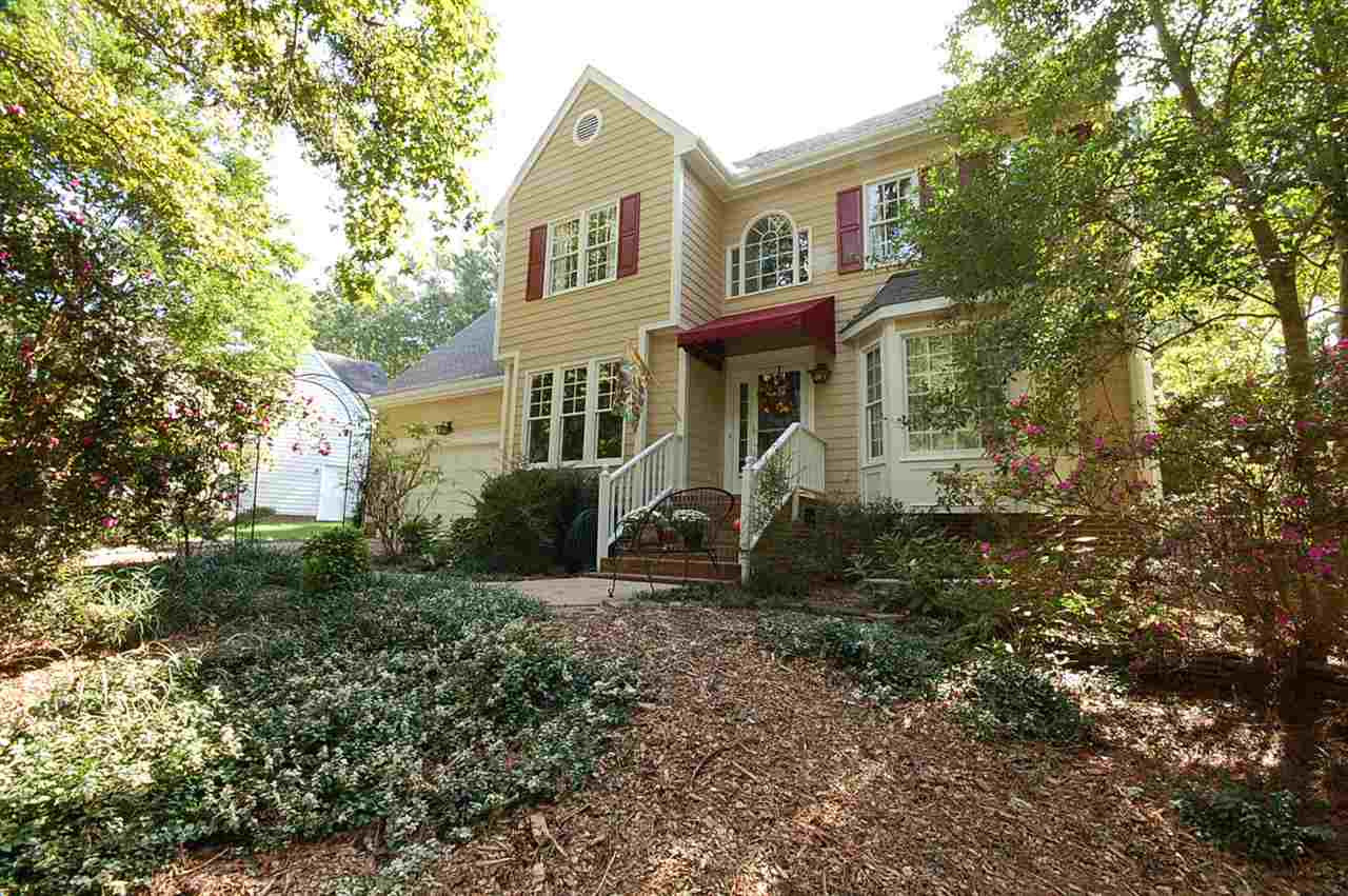 121 Castlefern Drive Property Photo 1