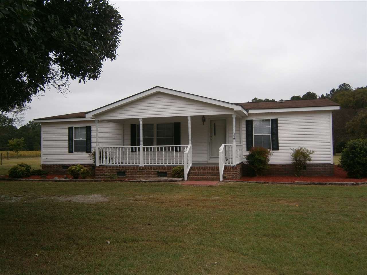1122 Packing Plant Road Property Photo 1