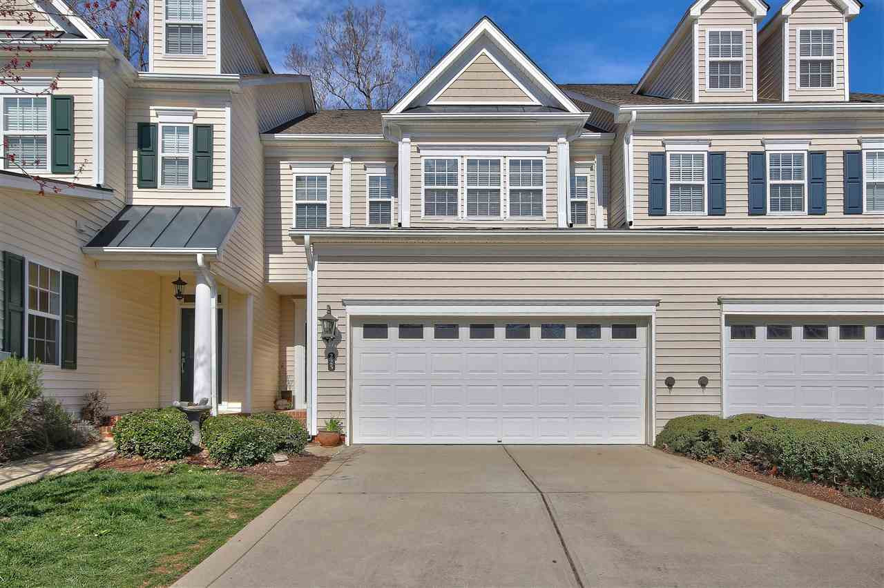 225 Towne Ridge Lane Property Photo 1
