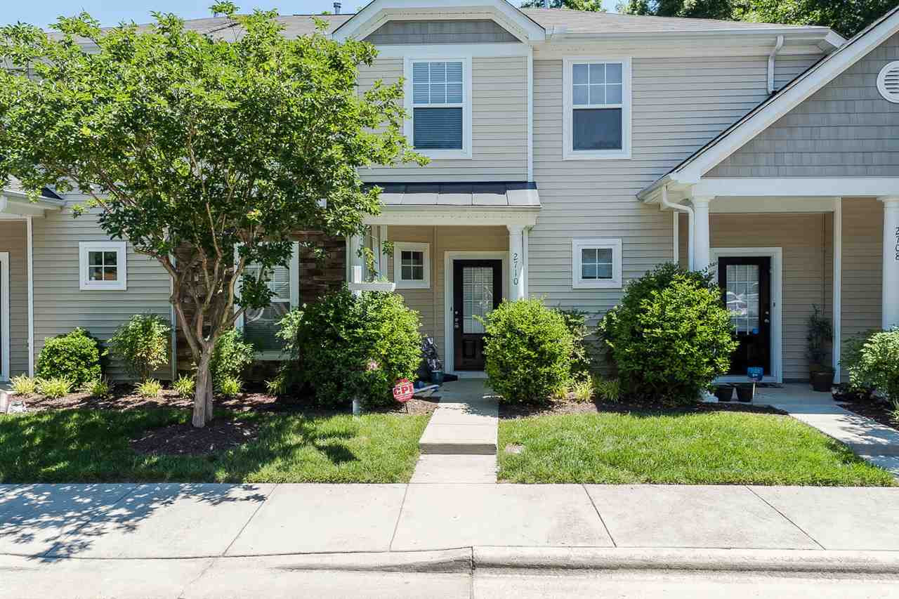 2710 Sunny Corners Court Property Photo 1
