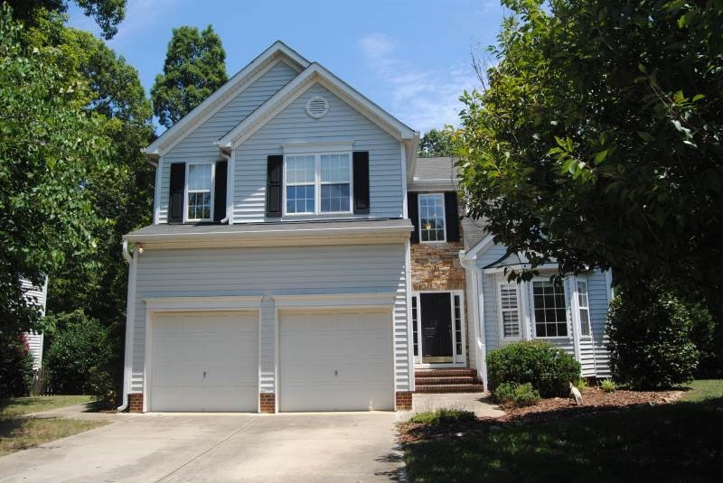 2405 Summit Drive Property Photo 1