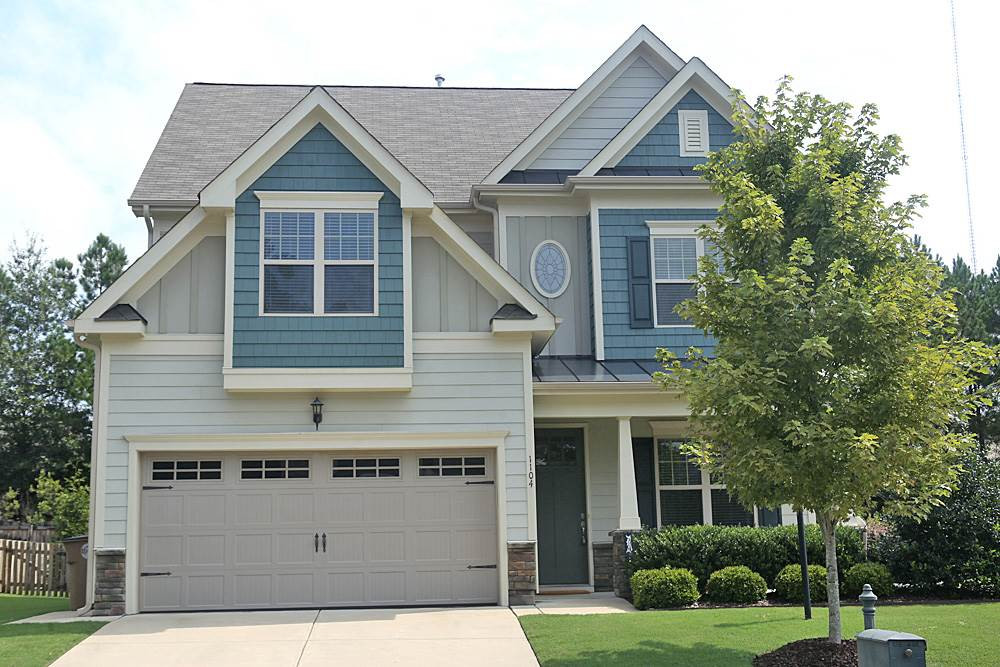 1104 Shasta Daisy Drive Property Photo 1