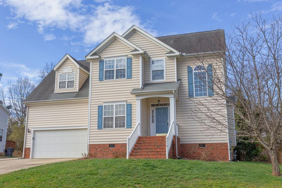 2216 Becketts Ridge Drive Property Photo 1