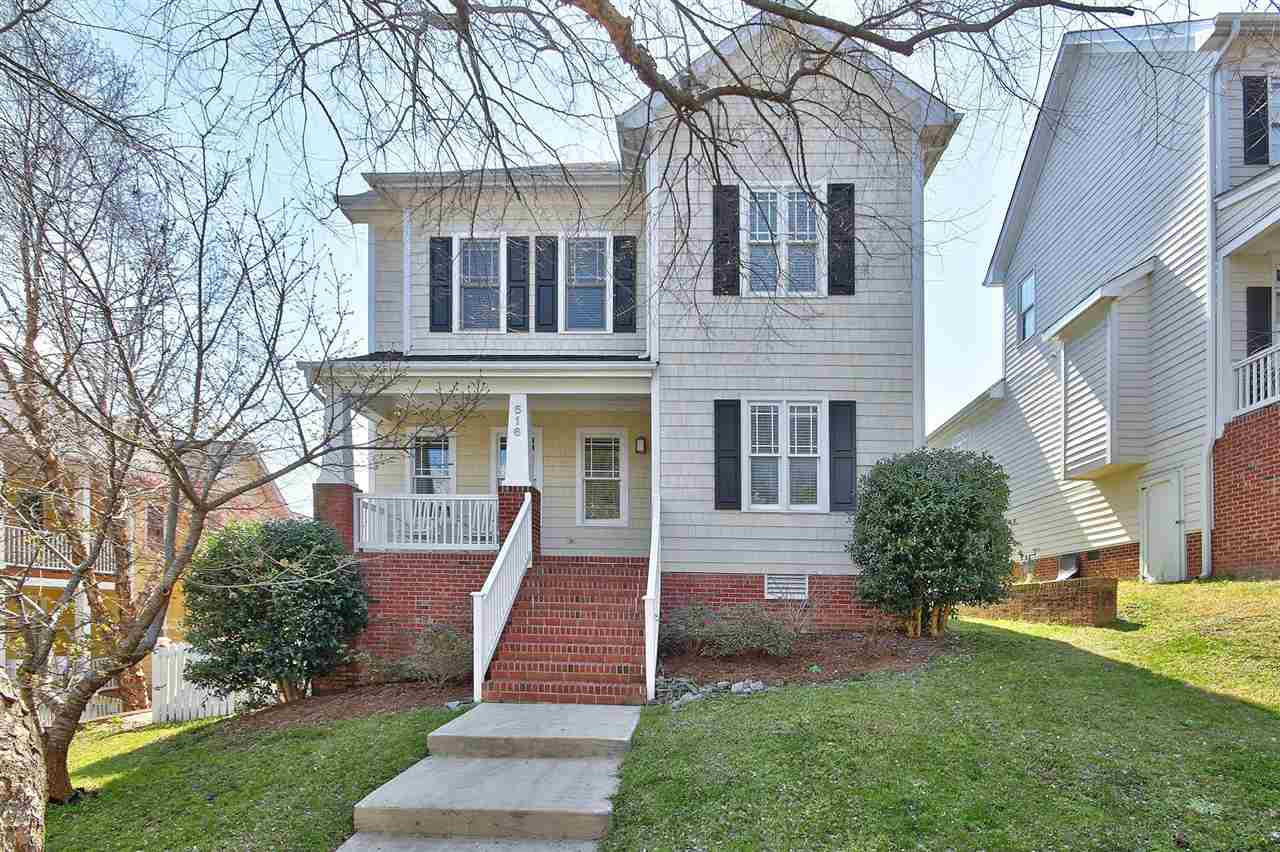 516 Highgrove Drive Property Photo 1
