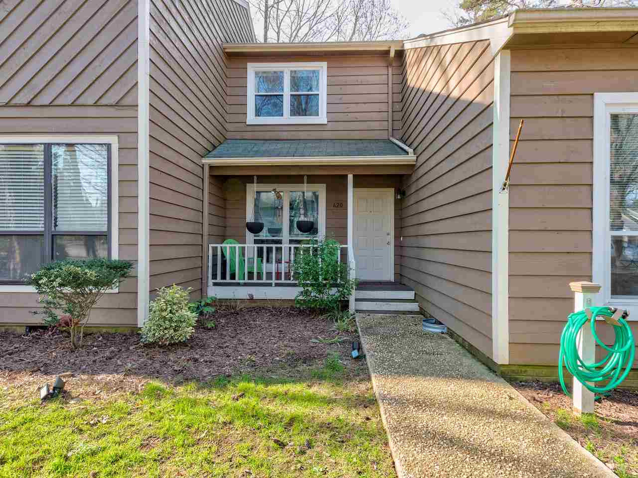 620 Applecross Drive Property Photo 1