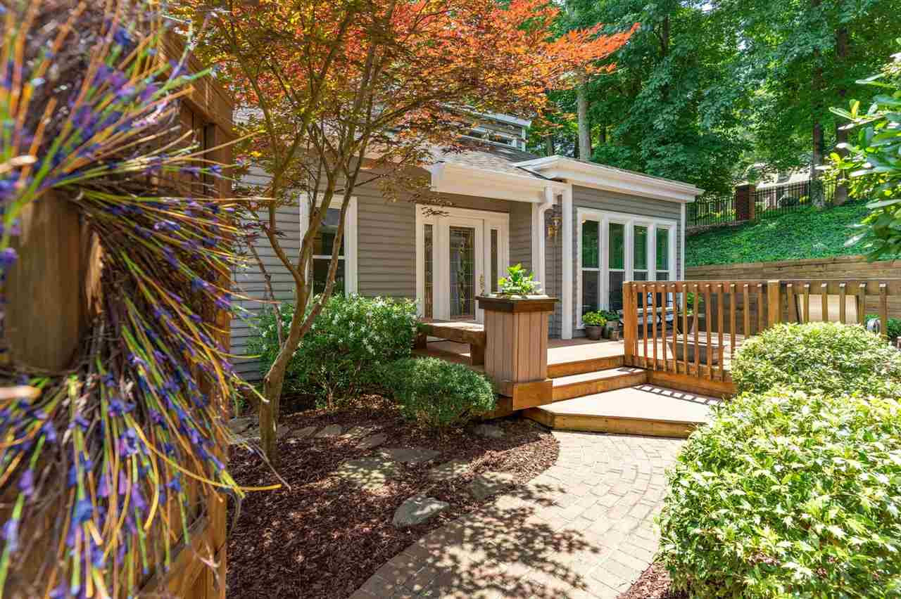 6900 Hunters Way Property Photo 1