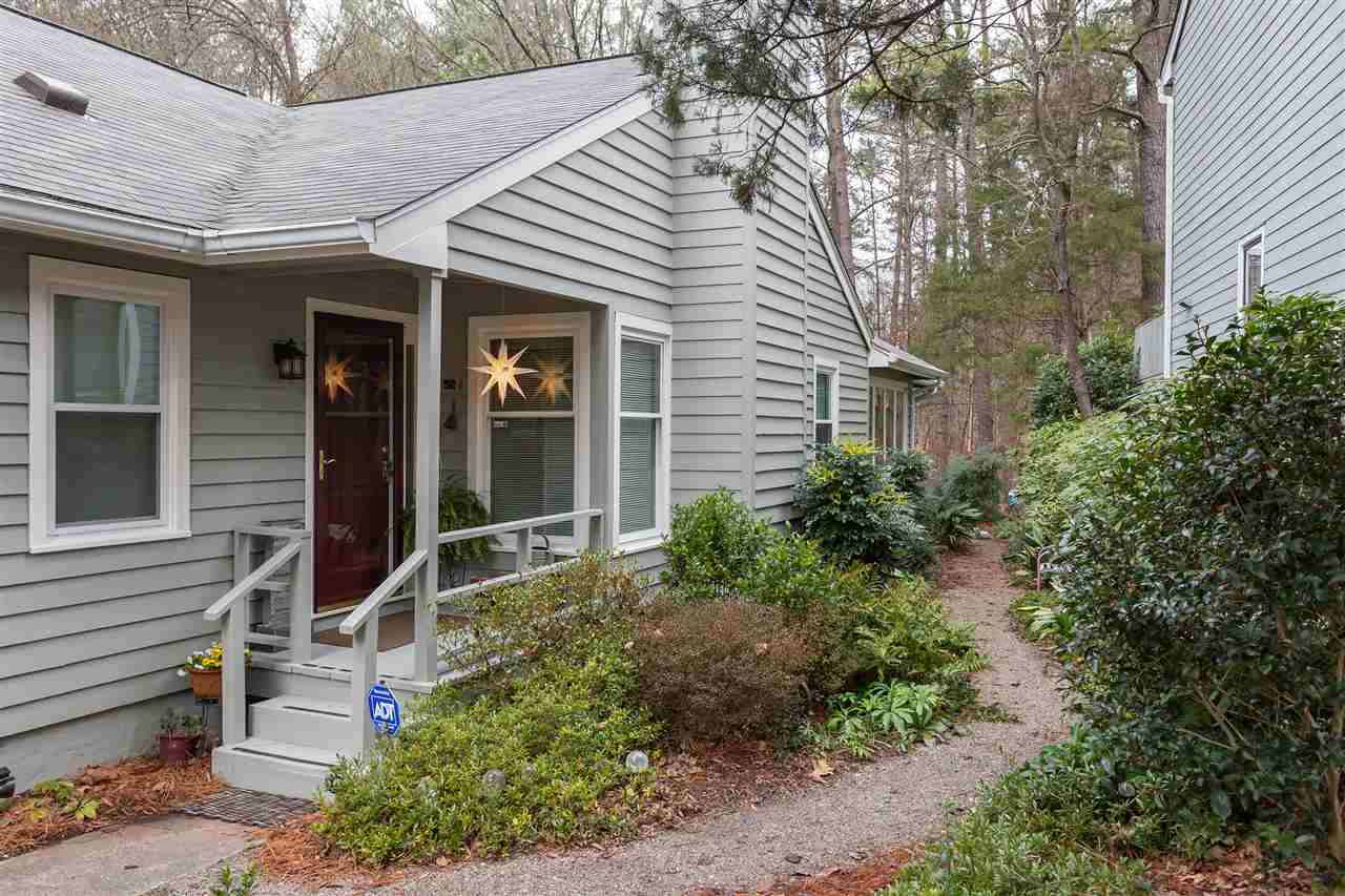 17 Clover Drive Property Photo 1