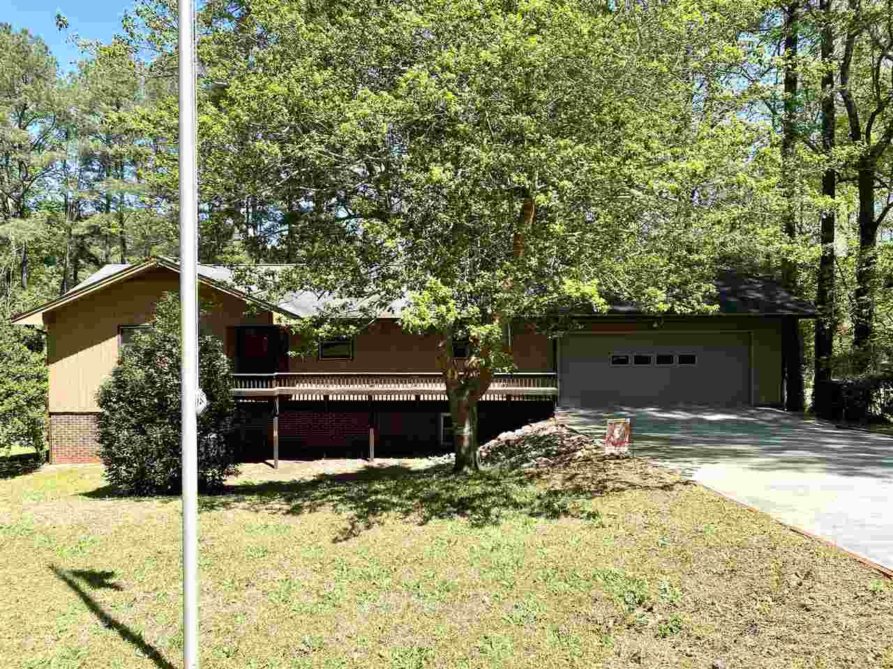 185 Tree Cutters Property Photo 1