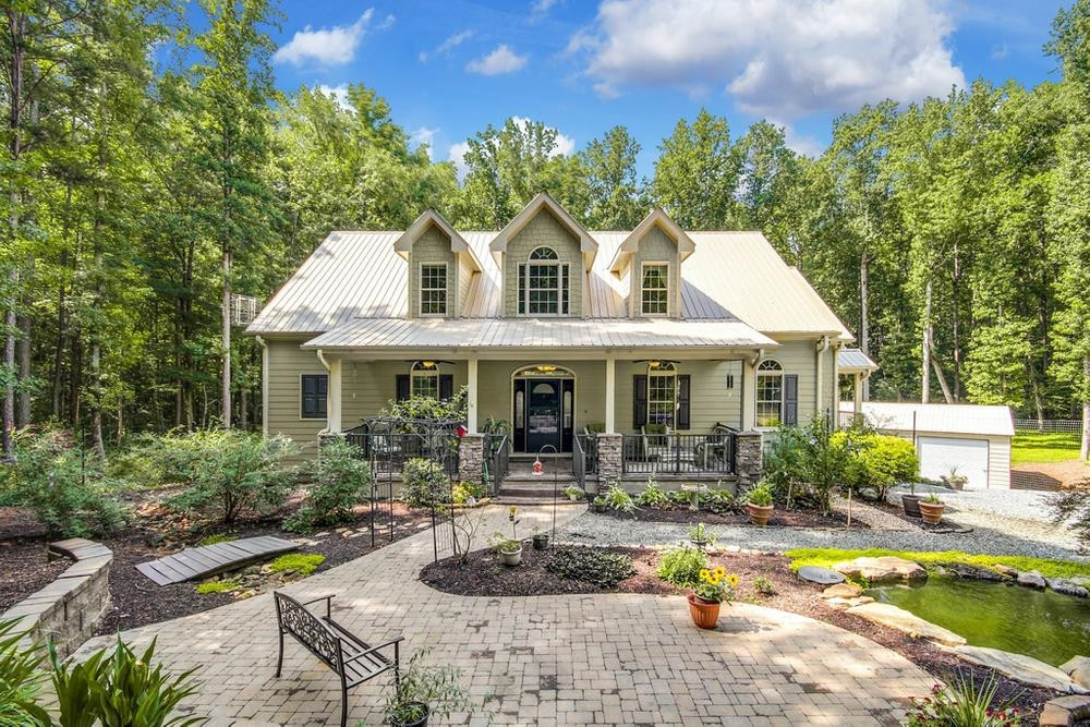1066 Redbud Road Property Photo 1