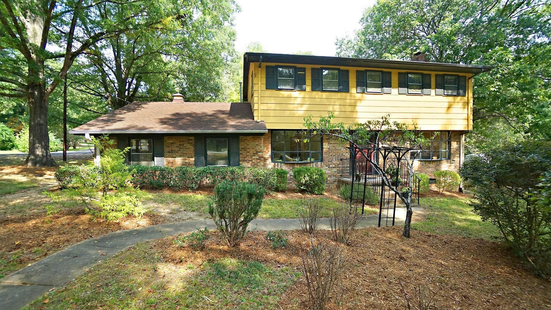 1134 Pine Valley Drive Property Photo 1