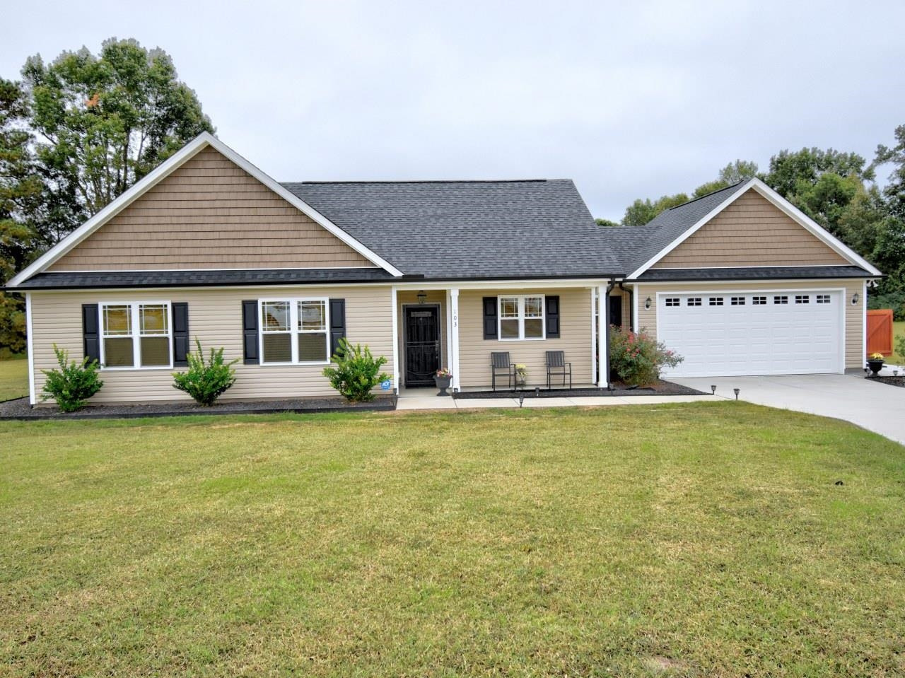 103 Sugarhill Drive Property Photo 1