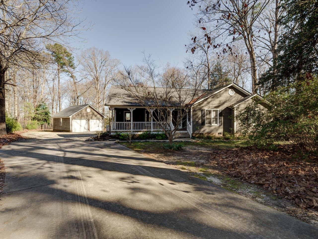 1001 Creek Front Court Property Photo 1
