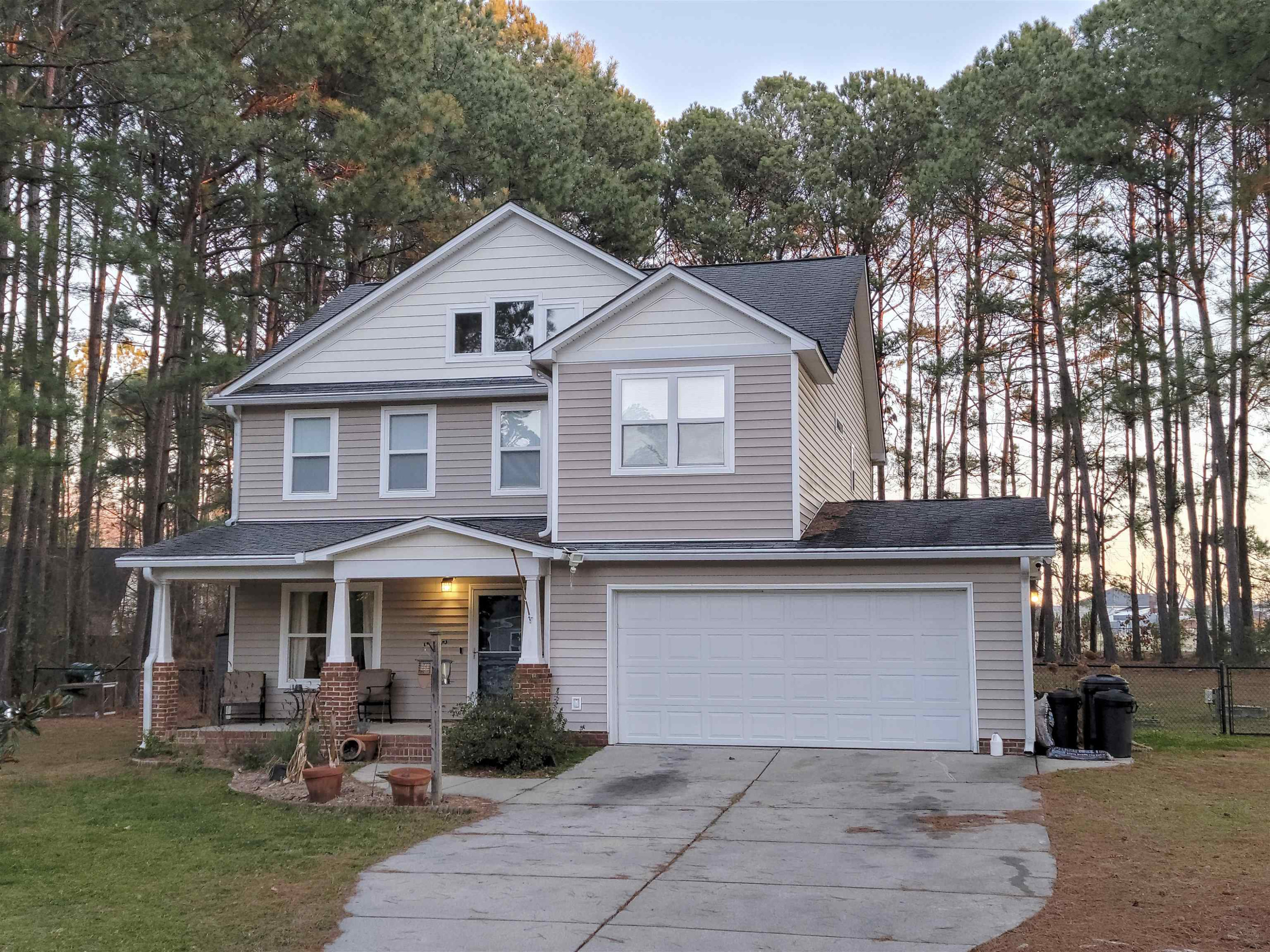2705 Daniels Landing Drive Property Photo 1