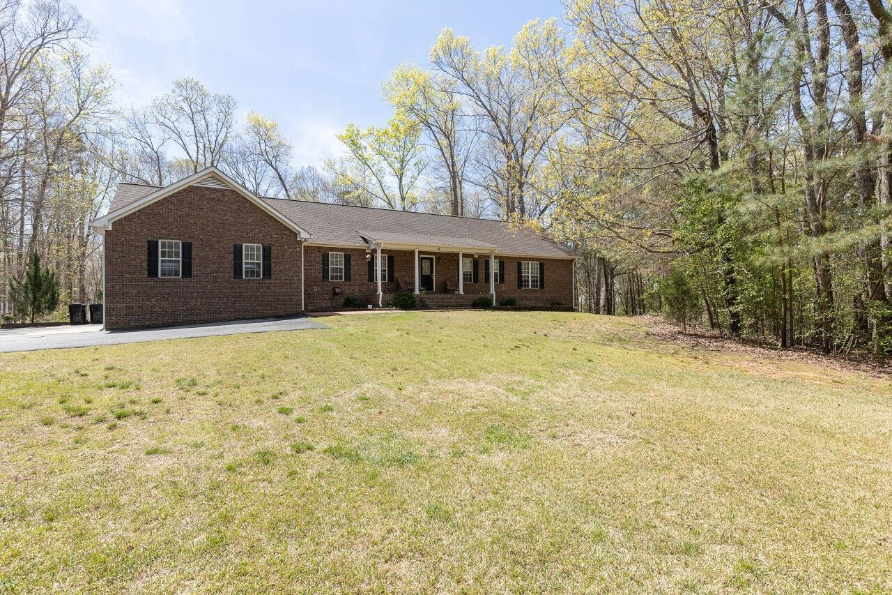 4 Eight Js Lane Property Photo 1