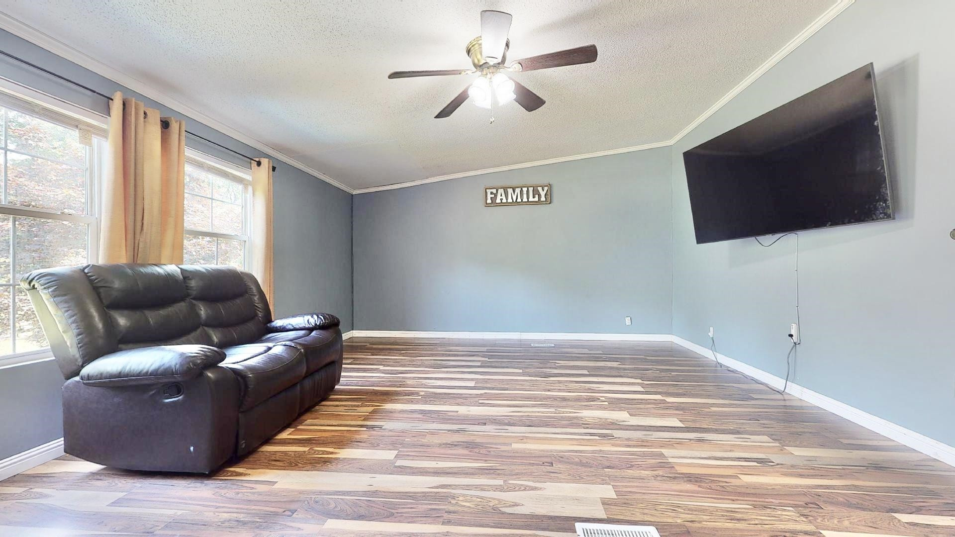 77 Geoffrey Circle Property Photo 10