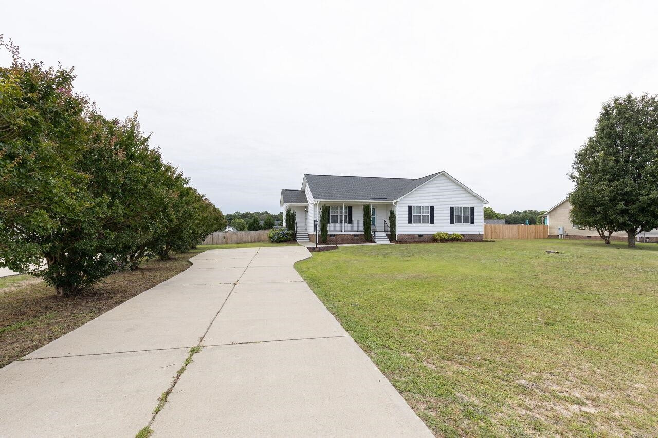 163 Patricia Drive Property Photo 1