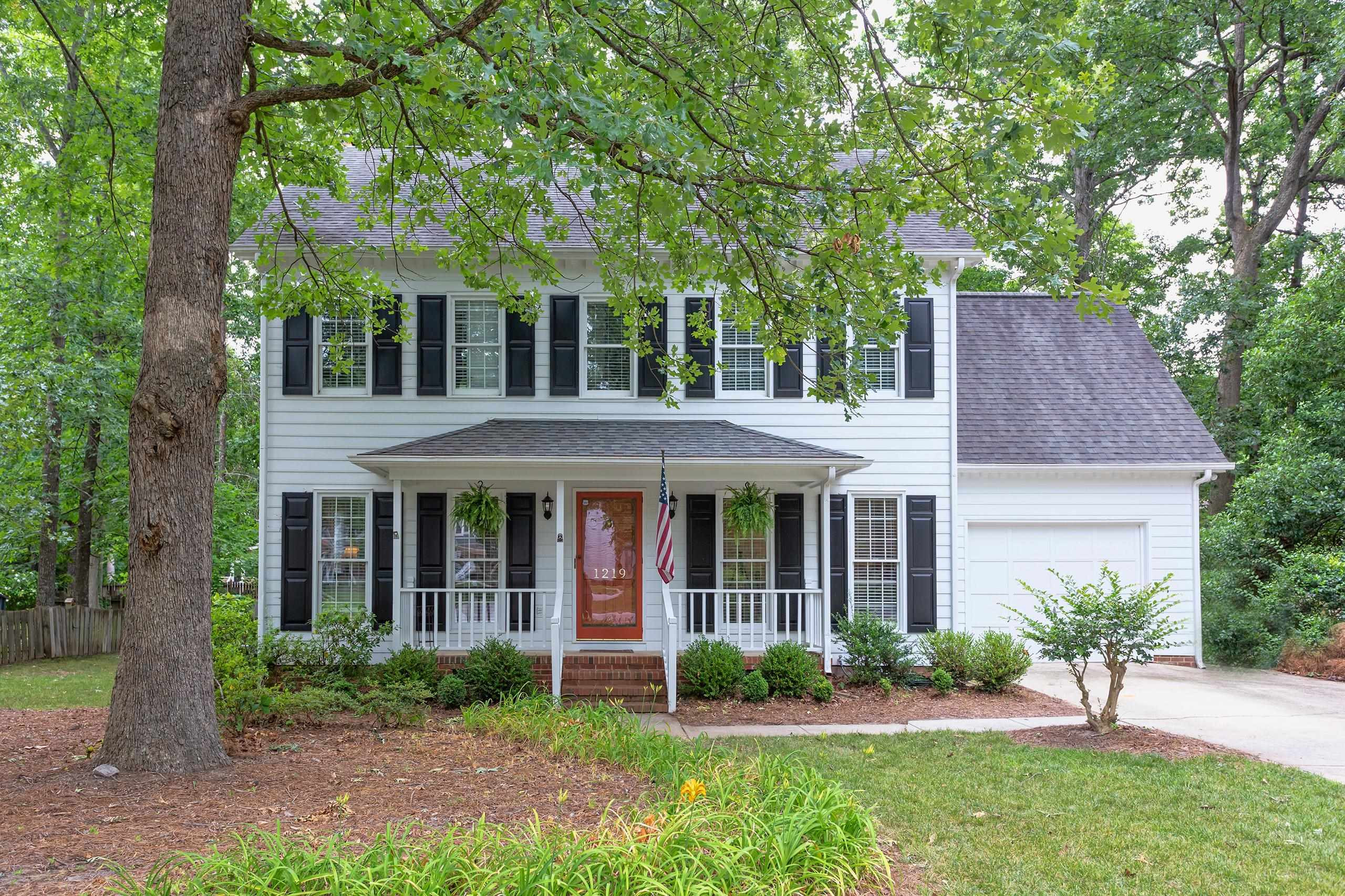 1219 Chimney Hill Drive Property Photo 1