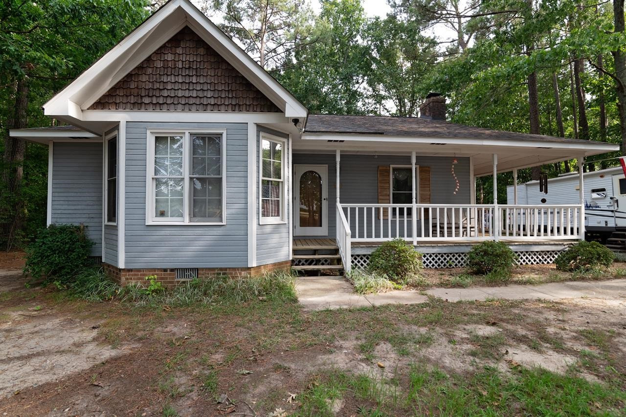 336 Carmil Drive Property Photo 1
