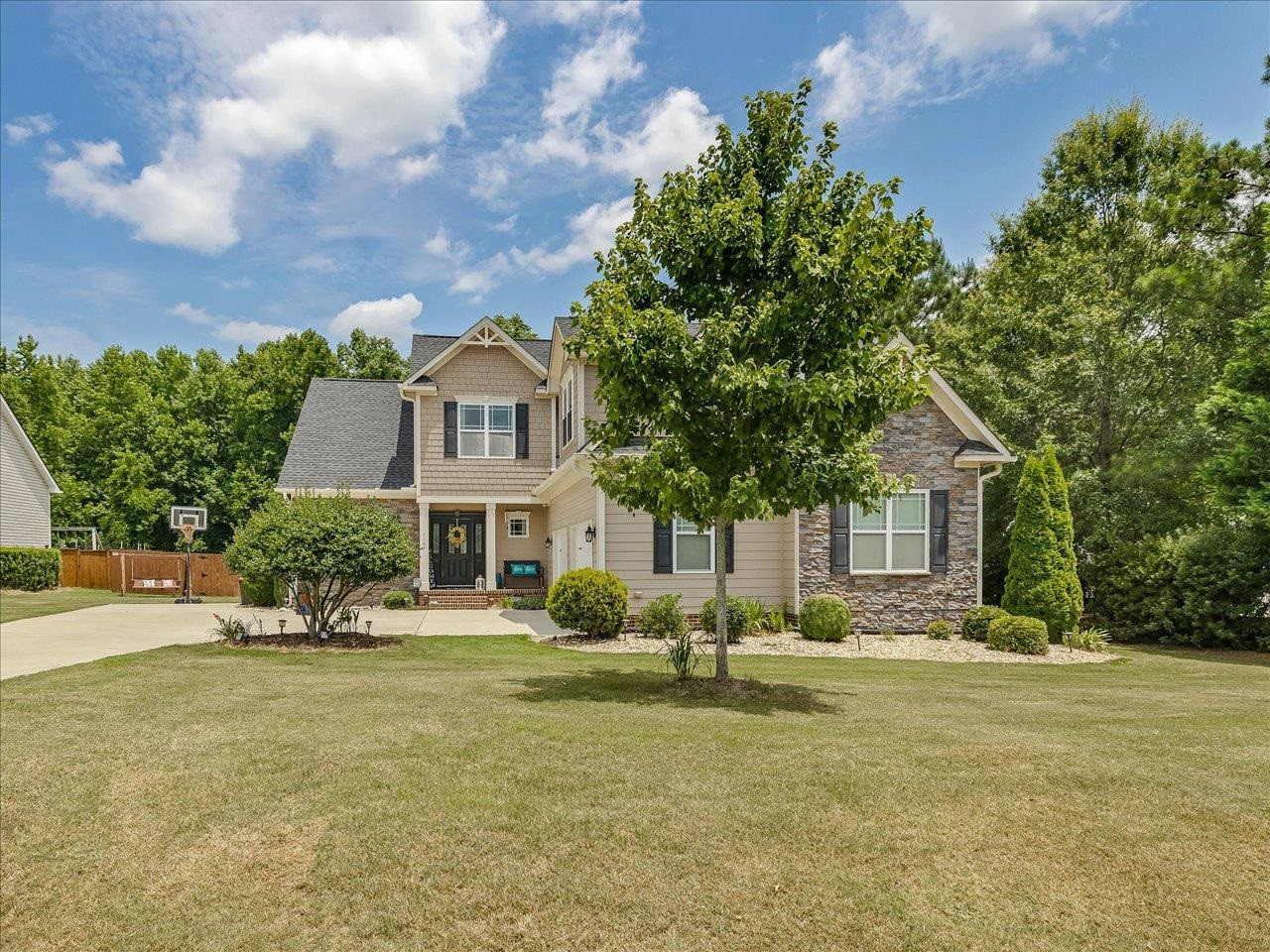 7105 Leando Drive Property Photo 1