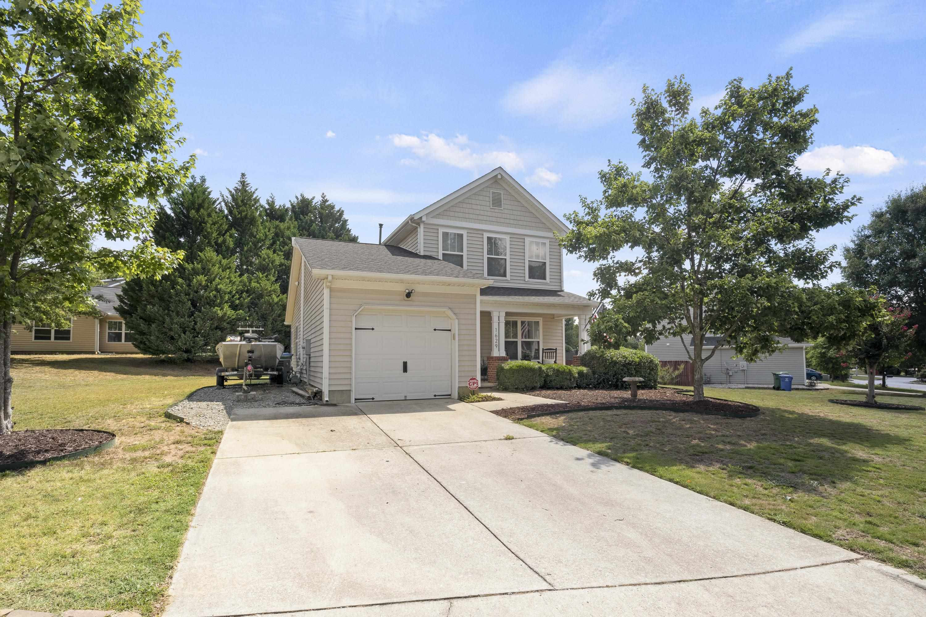 1629 Southcross Street Property Photo 1