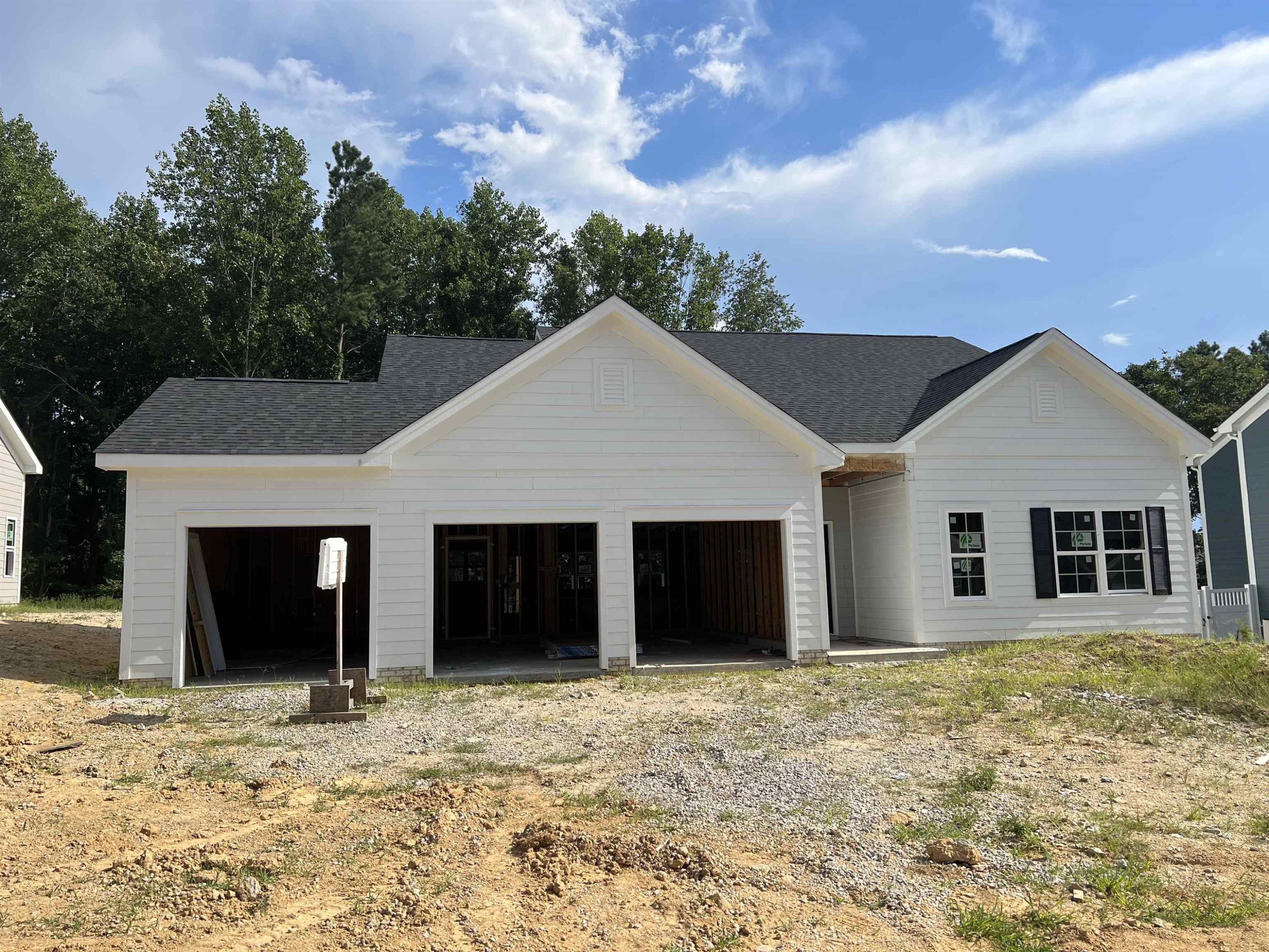 209 Kavanaugh Road Property Photo 1