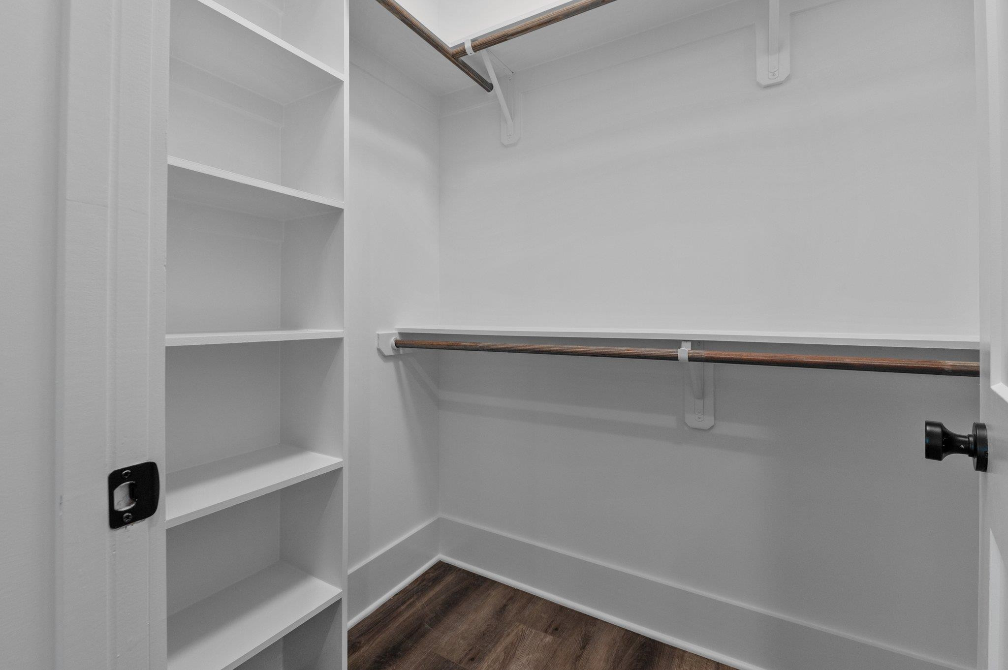 6633 Prescott Shore Drive Property Photo 9