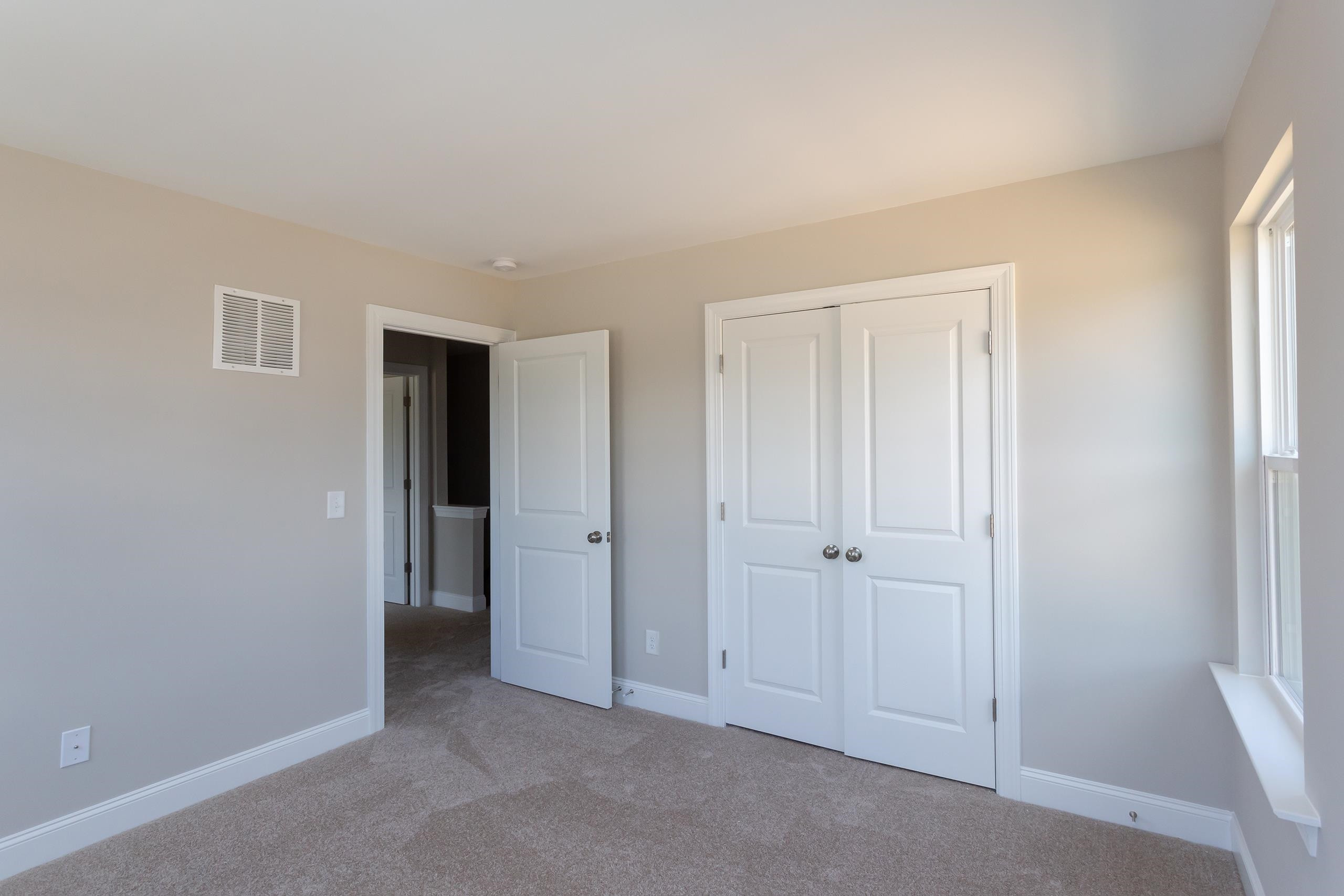 716 Virgil Road Property Photo 4