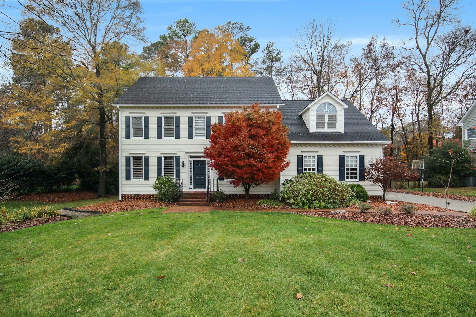 210 Stratford Drive Property Photo 1