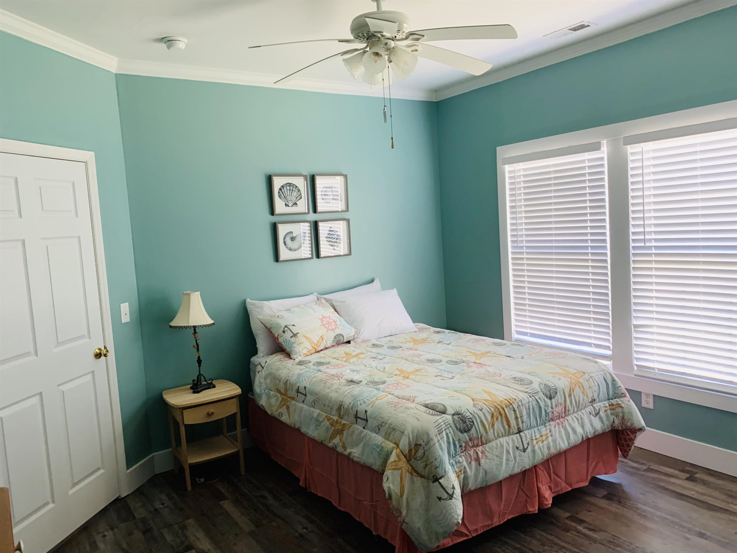 110 Soundview Drive Property Photo 3