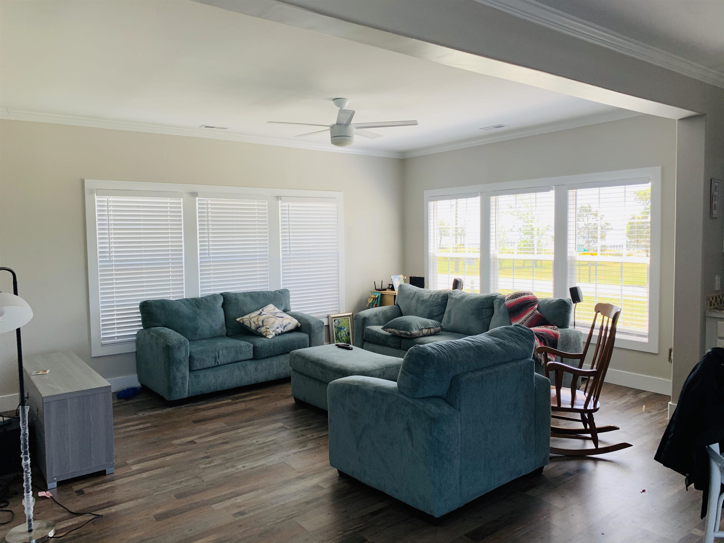 110 Soundview Drive Property Photo 4