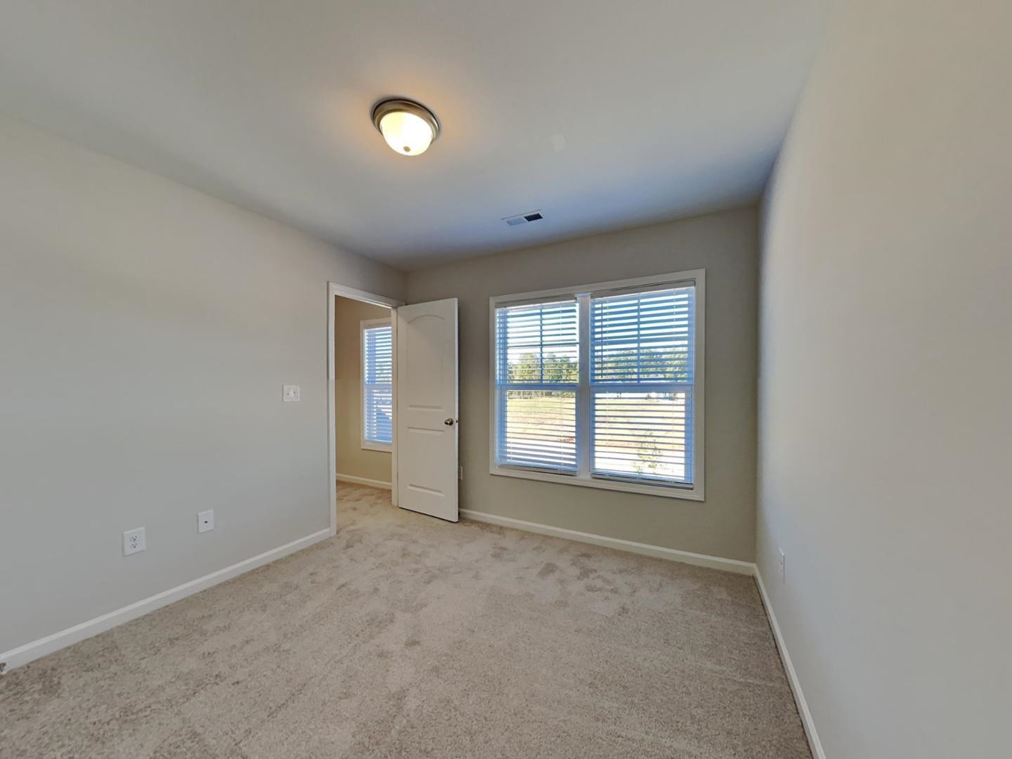 376 Olde Place Drive Property Photo 13