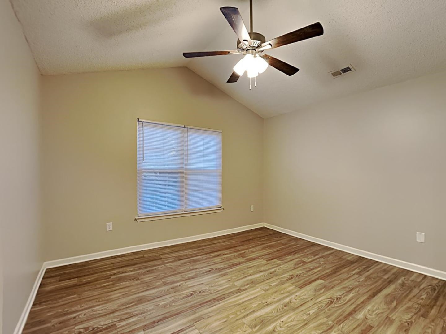 58 Monaghan Court Property Photo 6