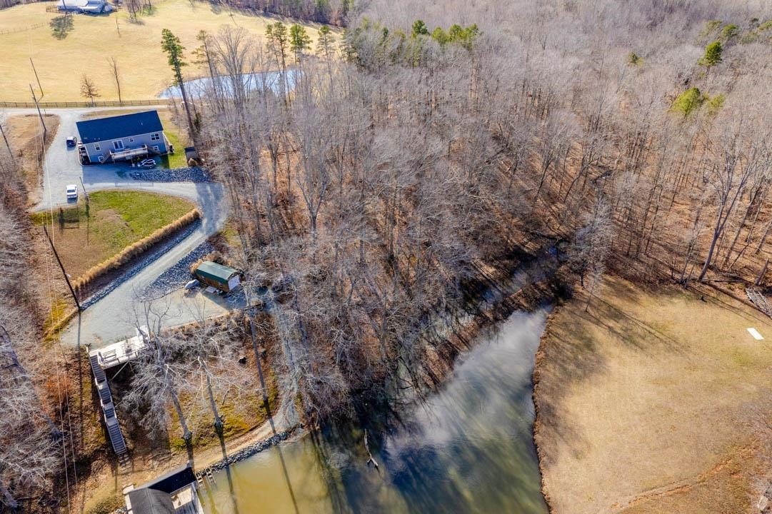 19 Whitetail Lane Property Photo 9