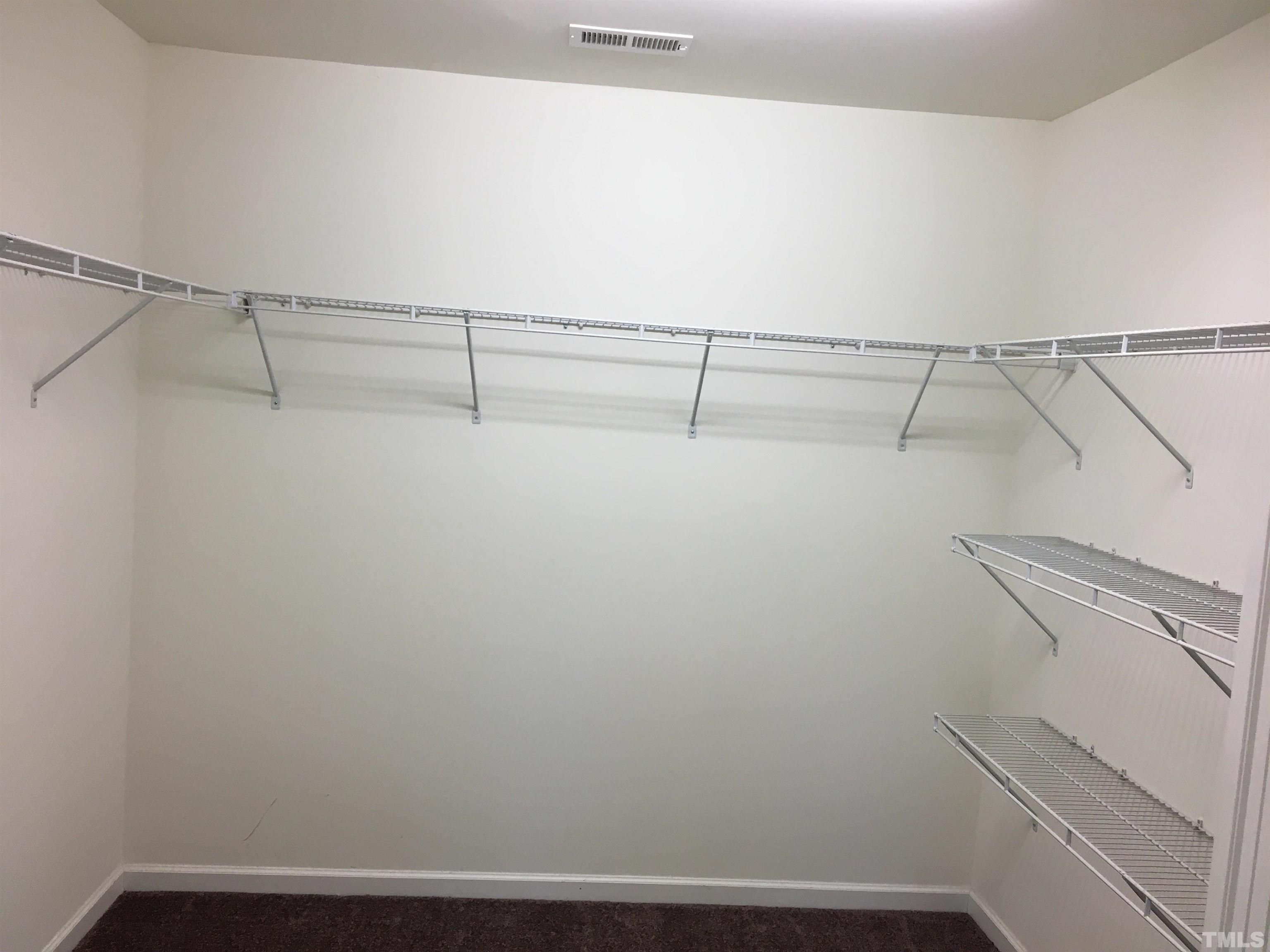 1405 Glenwater Drive Property Photo 7