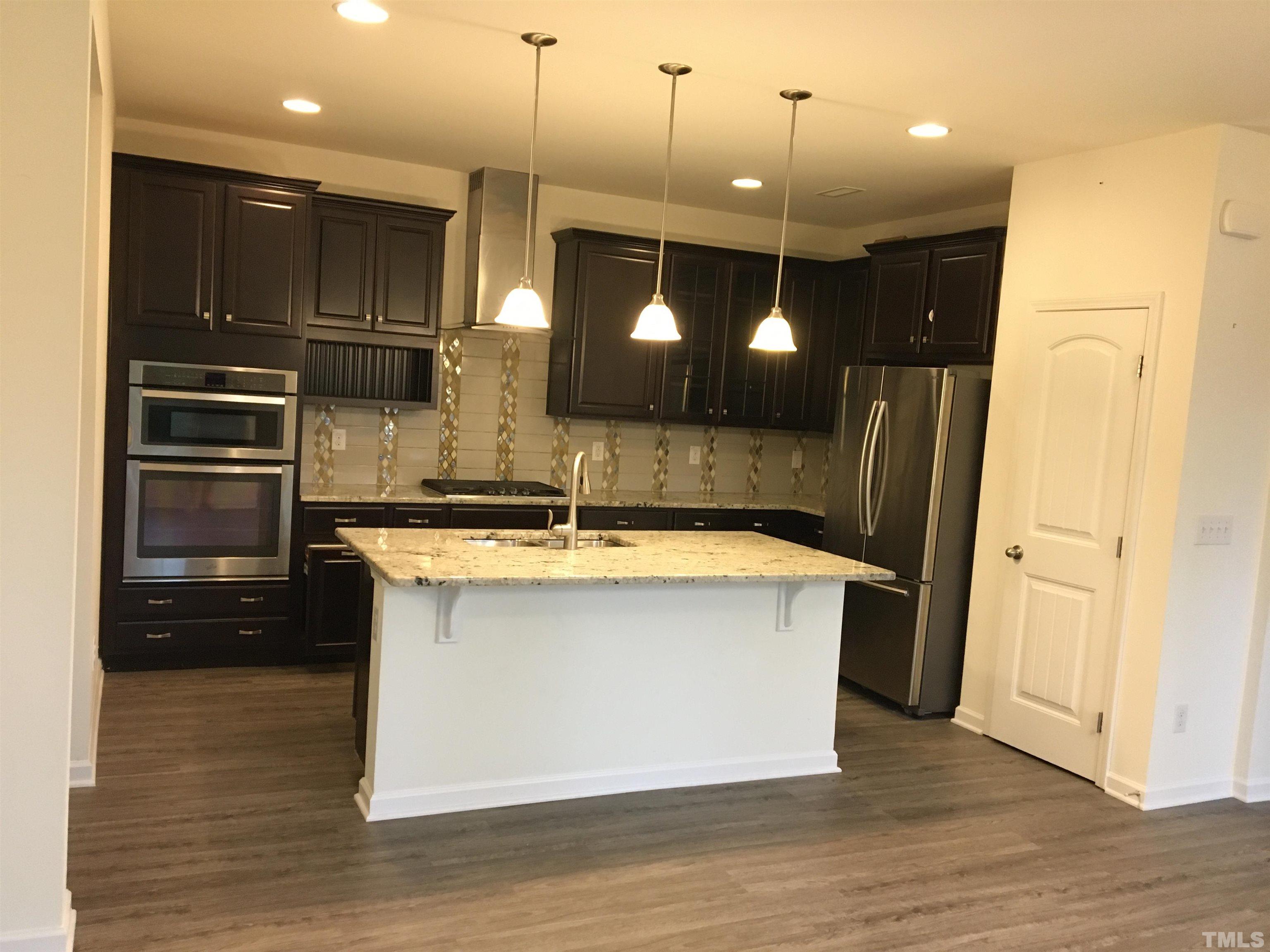 1405 Glenwater Drive Property Photo 10