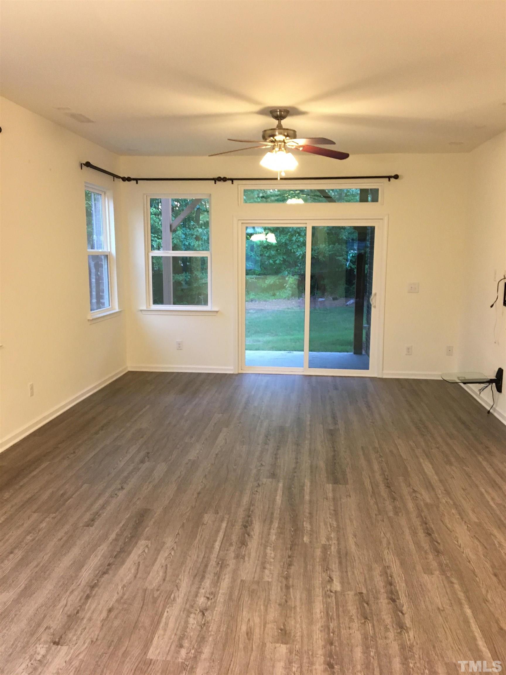 1405 Glenwater Drive Property Photo 13