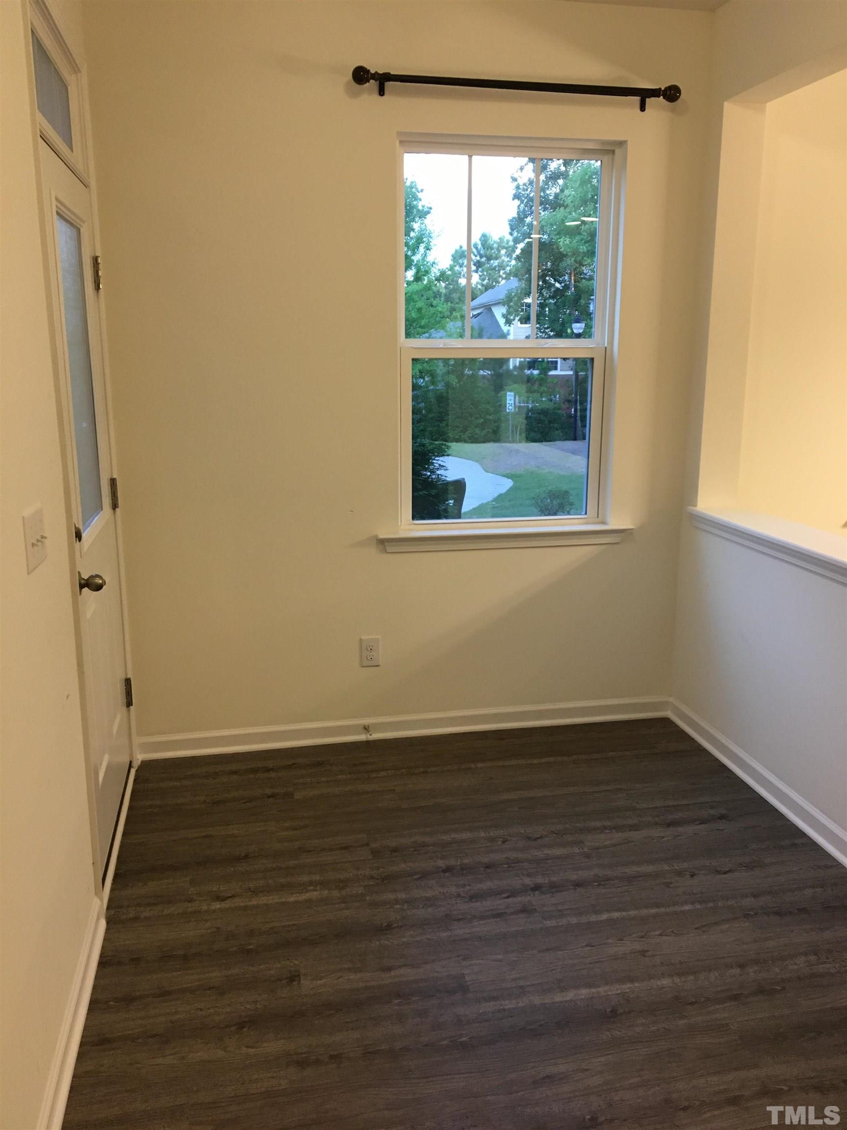 1405 Glenwater Drive Property Photo 14