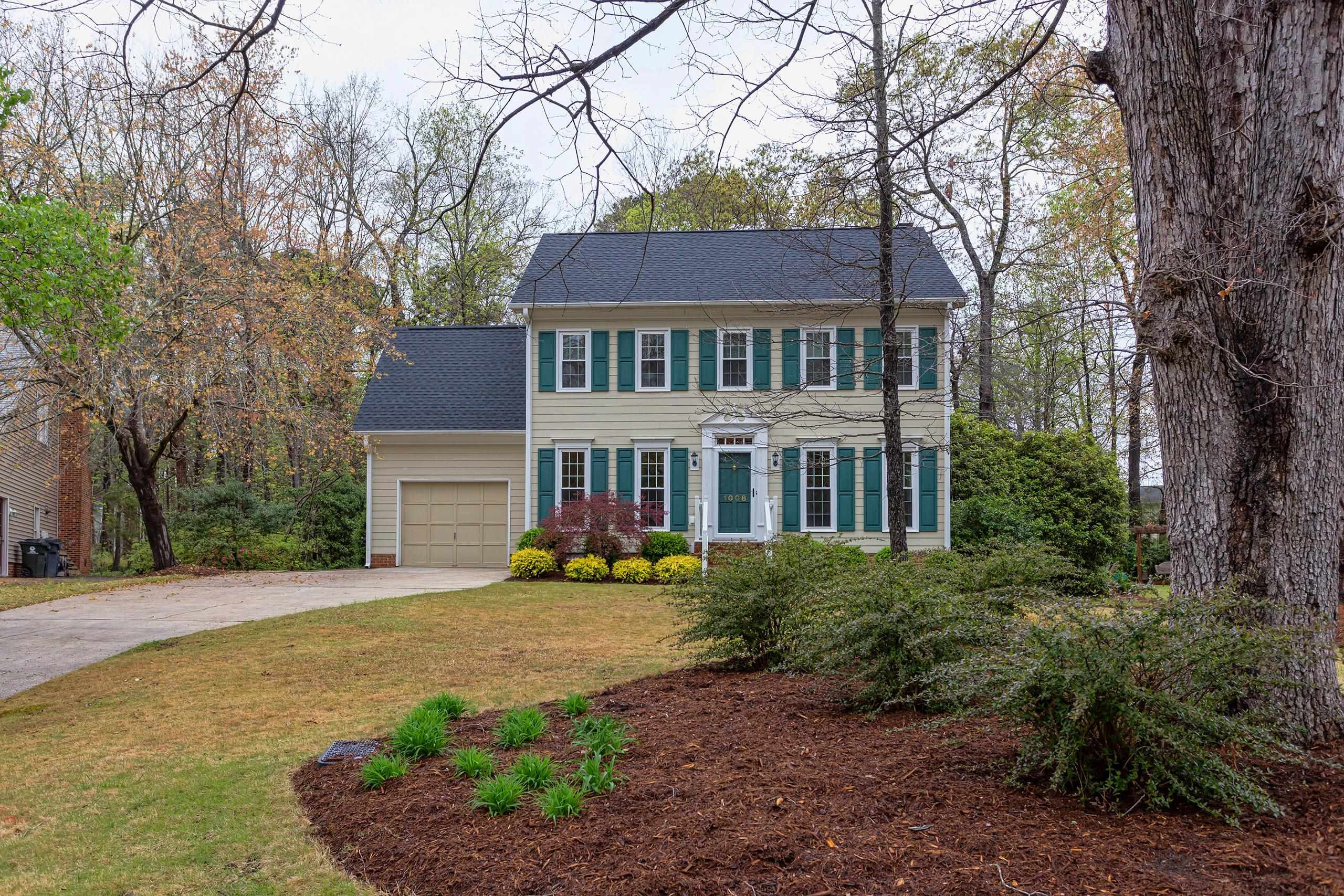 1008 Lindfield Court Property Photo 1