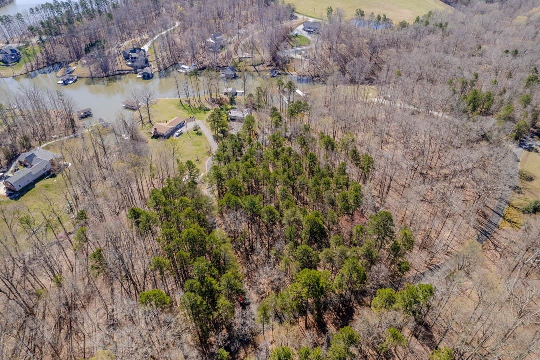 36 Red Bud Lane Property Photo 4