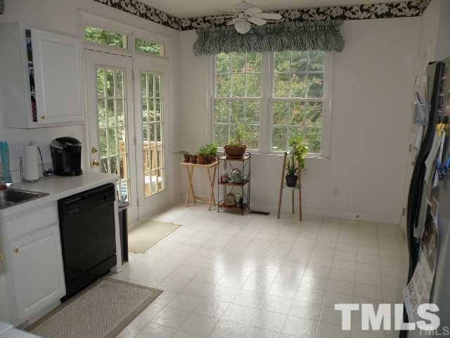 203 Caraway Lane Property Photo 7