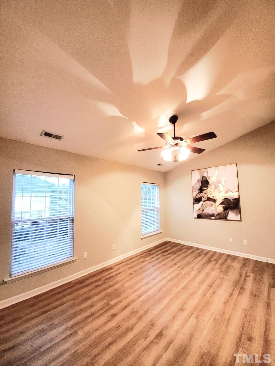 5520 Creekdale Circle Property Photo 3