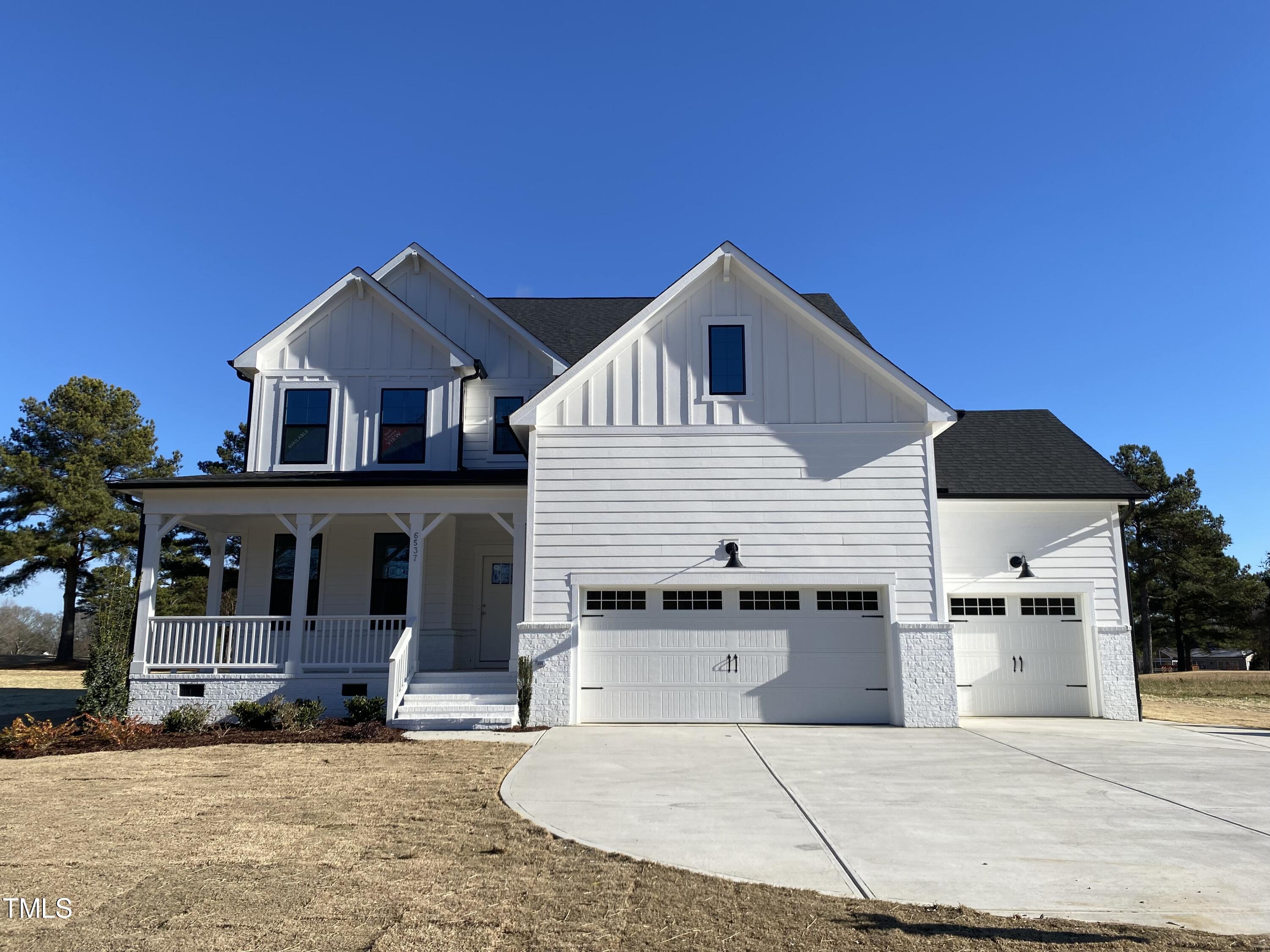 6537 Sunset Lake Road Property Photo 1